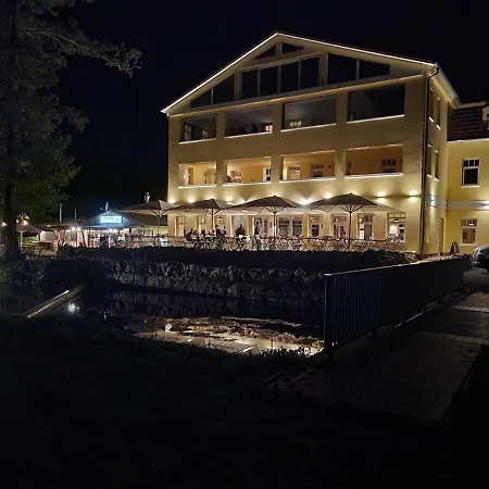 & Fleether Muehle Mirow