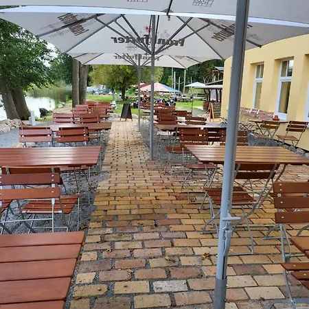 Semesteranläggning (resort) & Fleether Muehle Mirow